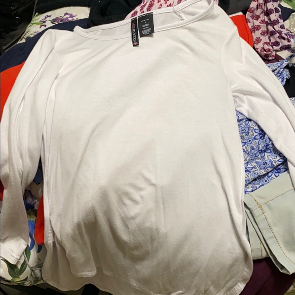 White long sleeve shirt